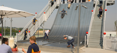 Eight-Lane Stainless Steel Outdoor Slide SS-1015 Eight-Lane Stainless Steel Outdoor Slide SS-1015